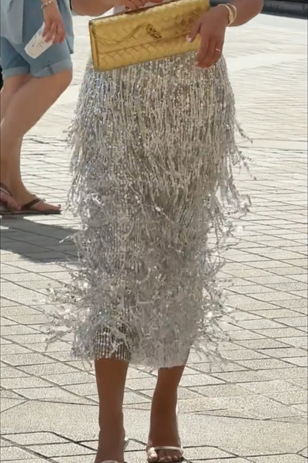 Evening Charm Layered Sequined Tassels High Rise Back Zipper Slit Midi Skirt | Consonak