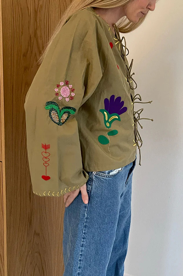 Fashionable Embroidered Lace-up Long-sleeved Loose Top-consonak