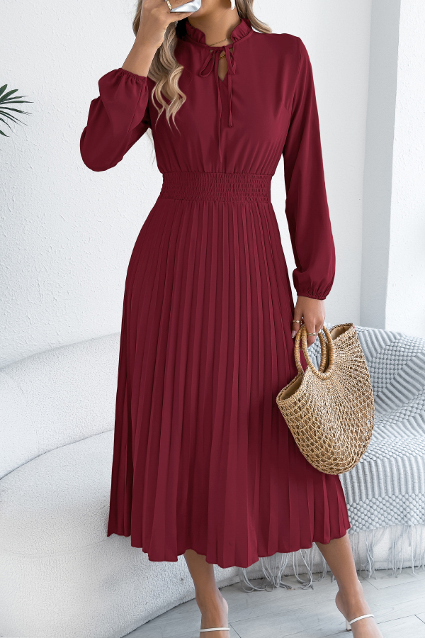 Solid Color Long-sleeved Fitted Waist Pleated Elegant Midi Dress-consonak