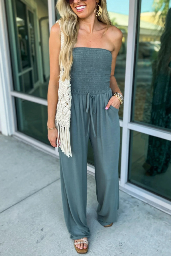 Solid Color Sleeveless Off-shoulder Pleated Loose Pocket Casual Wide-leg Jumpsuit-consonak