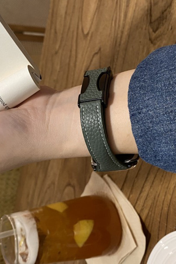Fashionable Genuine Leather Lychee Pattern Double C Magnetic Buckle Watch Strap-consonak