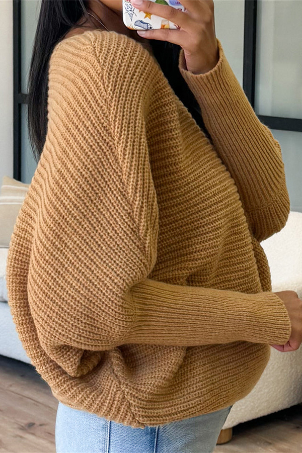 Fashionable Round Neck Bat Sleeve Knitted Sweater-consonak