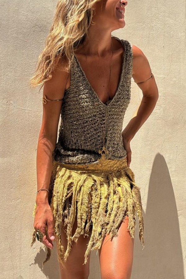 Malibu Knit V-neck Hollow Out Twist Loose Tank-consonak