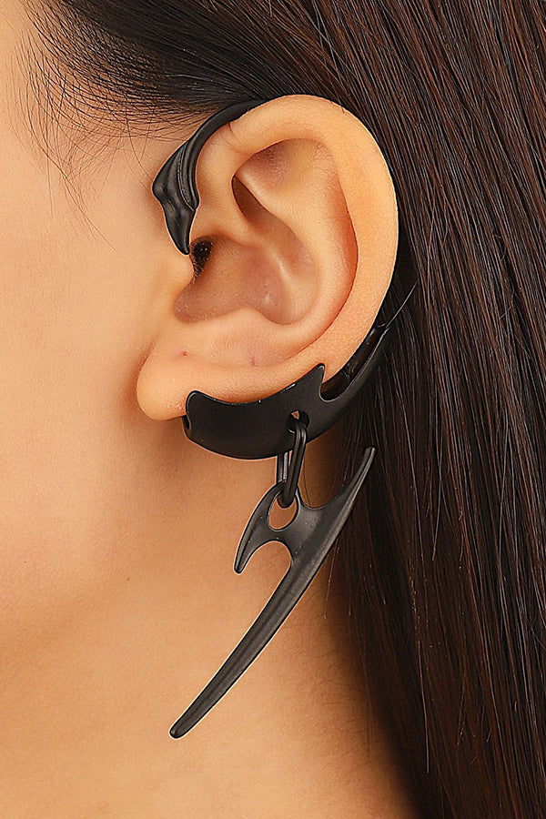 Thorn Spine Skeleton Mechanical Wind Earhook | Consonak