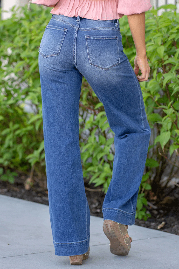 Stylish Loose-fitting Pocket Patchwork Casual Straight Leg Jeans