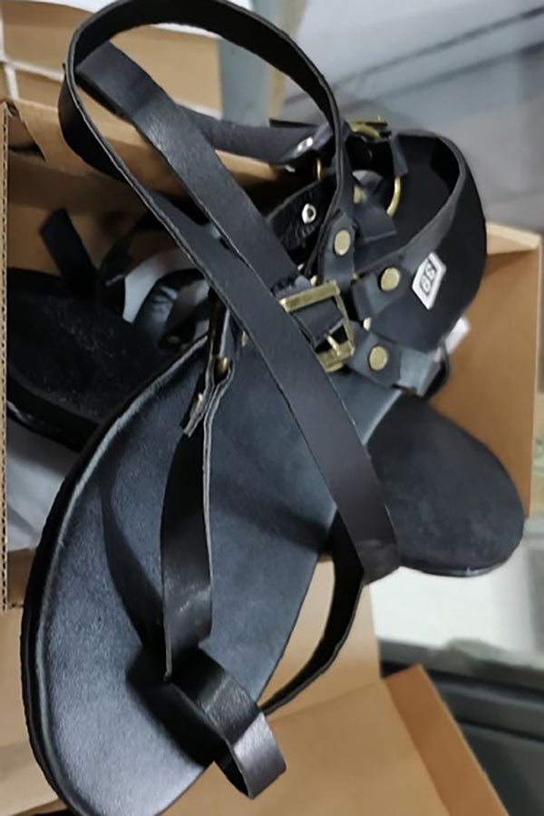 Stylish Round-toe Sandals Featuring A Snakeskin Print and Crisscross Straps.-Consonak