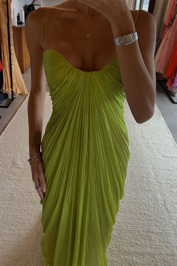 Victoria Shimmering and Flowing Pleated Fabric Back Lace-up Drape Maxi Dress-consonak