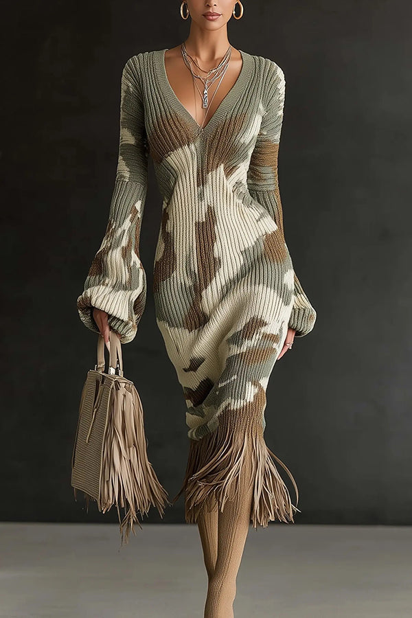 Unique Printed V-neck Long-sleeved Elegant Tassel Hem Midi Dress-consonak