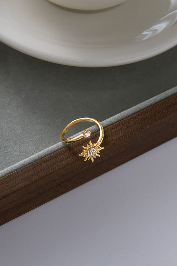 Fashionable Zircon Sun-shaped Stainless Steel Ring-consonak
