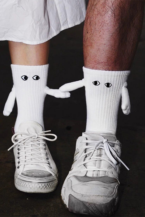 Magnetic Hand Holding Socks-consonak
