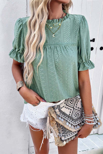 Solid Color Short Sleeved Patchwork Hollow Pleated Shirt-consonak