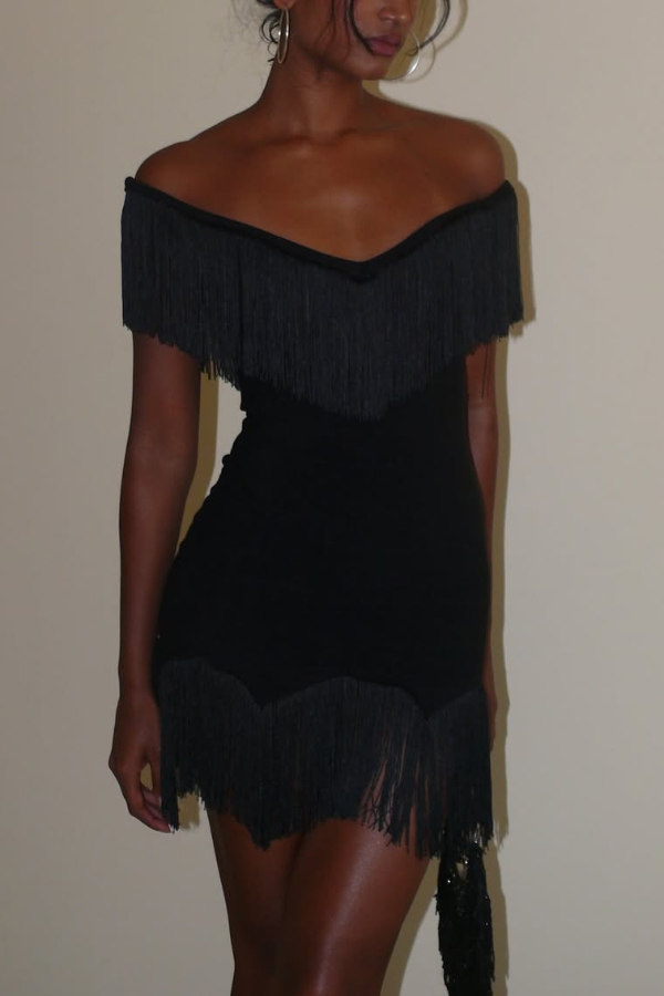 Solid Color V-neck Off-shoulder Slim-fit Tassel Mini Dress | Consonak