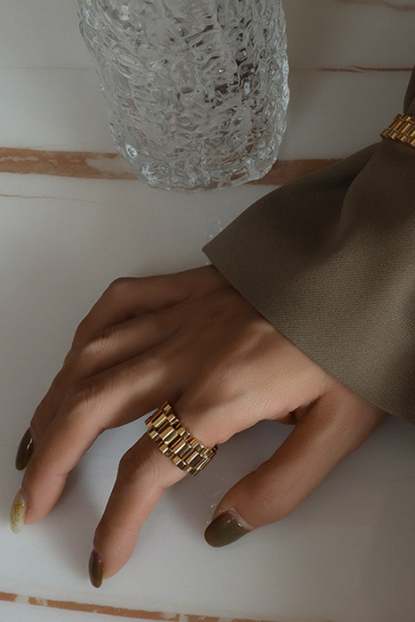 Fashionable and Versatile Watch Band Ring-consonak