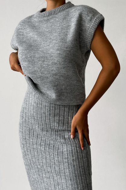 Triko Knit Short Sleeve Sweater and Stretch Ribbed Midi Skirt Set-consonak
