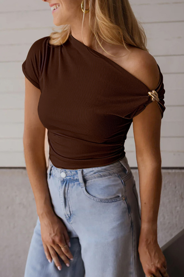 Solid Color Metal Decoration Short-sleeved Casual T-shirt-consonak