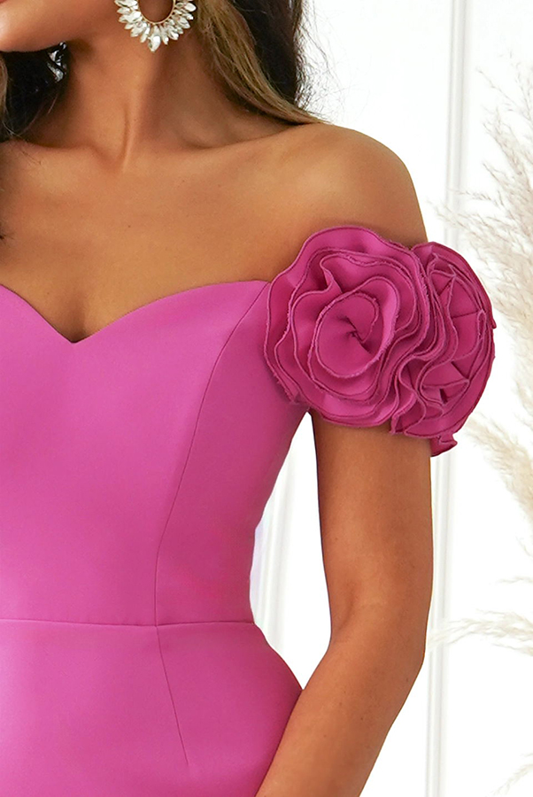 My Type Flower Detail Sweetheart Neck Strapless Slit Midi Dress-consonak