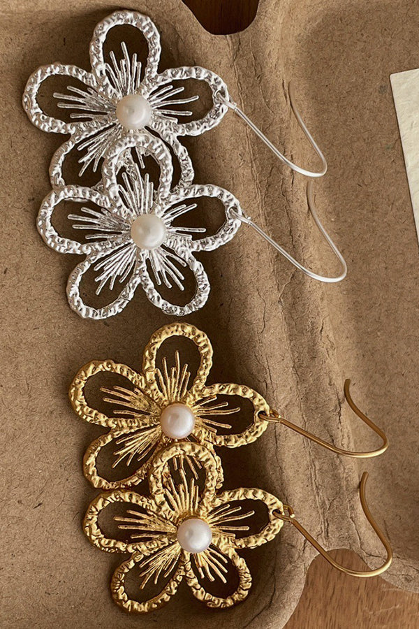 Pearl Openwork Flower Earrings-Consonak