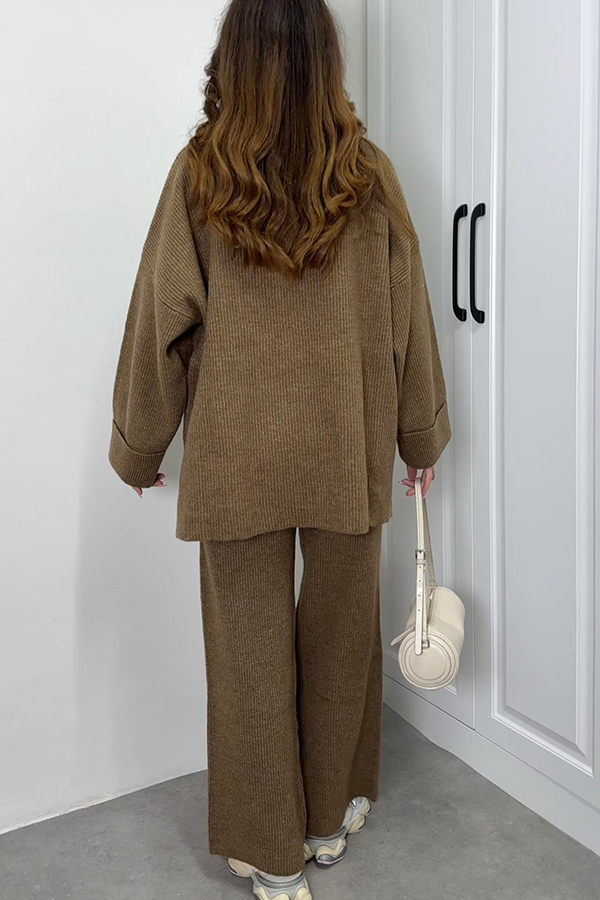 Solid Color Loose Long-sleeved Knit Top and Elastic Waist Casual Straight Leg Pants Set-consonak