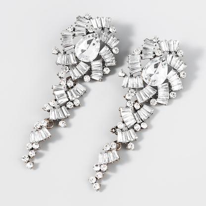 Retro Alloy Acrylic Flower Long Earrings-consonak