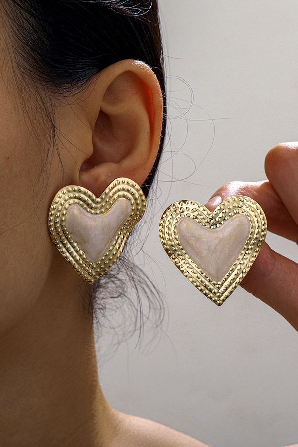 Stylish Metallic Peach Heart Earrings-consonak