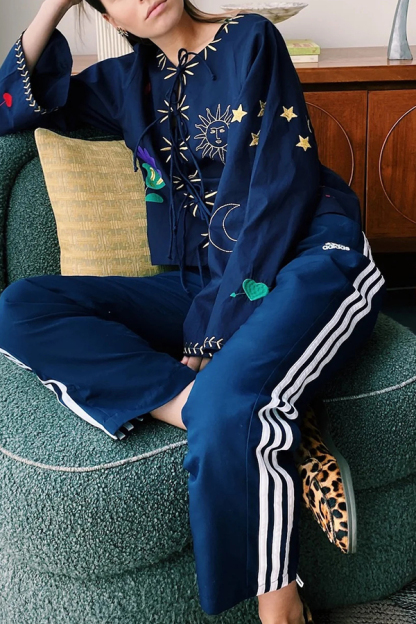 Fashionable Embroidered Lace-up Long-sleeved Loose Top-consonak