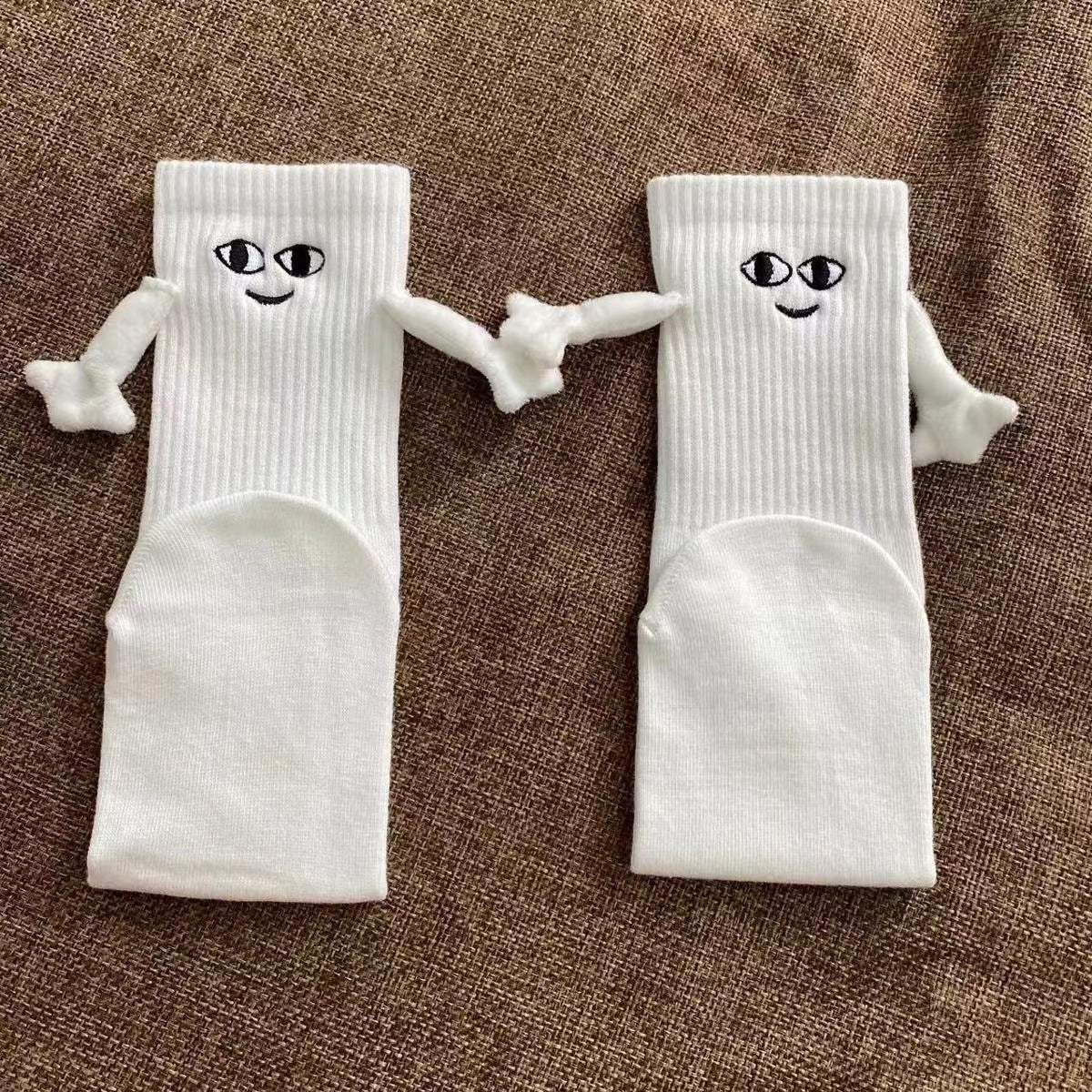 Magnetic Hand Holding Socks | Consonak