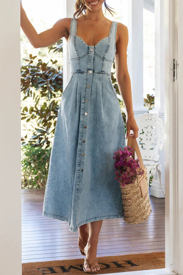 Stylish Single-breasted Fitted Waist Gathered Back Denim Maxi Dress