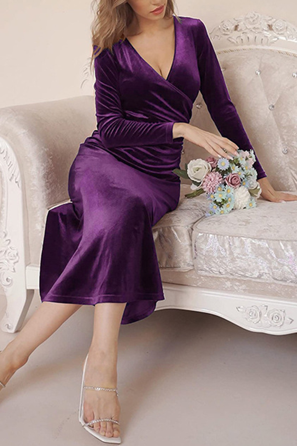 Solid Color Velvet Long Sleeve V-neck Slim Fit Fishtail Maxi Dress | Consonak