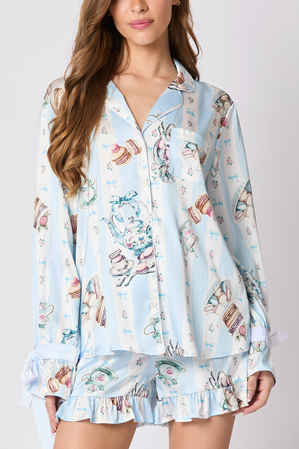 Christmas Fashion Printed Bow Tie Top and Elastic Waist Ruffle Shorts Set-consonak