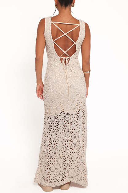 Effortlessly Chic Crochet Lace Floral Pattern Backless Lace-up Vacation Maxi Dress