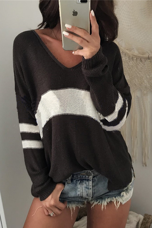 Fashionable Patchwork V-neck Long-sleeved Knitted Sweater-consonak