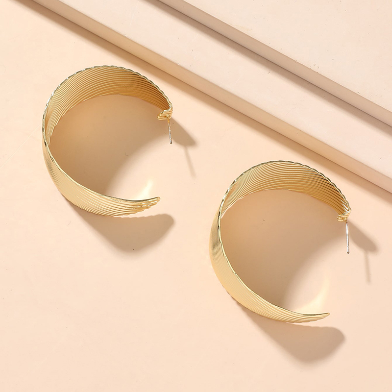 Exaggerated C-shaped Vintage Earrings-consonak