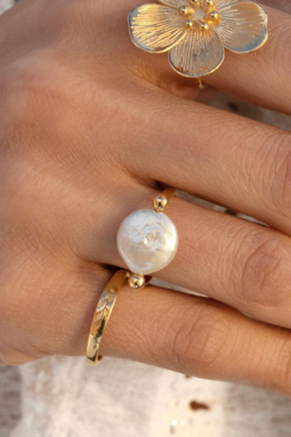 Fashion Button Pearl Polished Elegant Ring-consonak