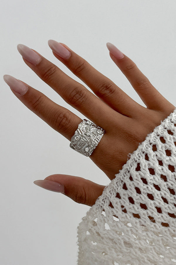 Fashionable Hollow Diamond Irregular Retro Ring-consonak