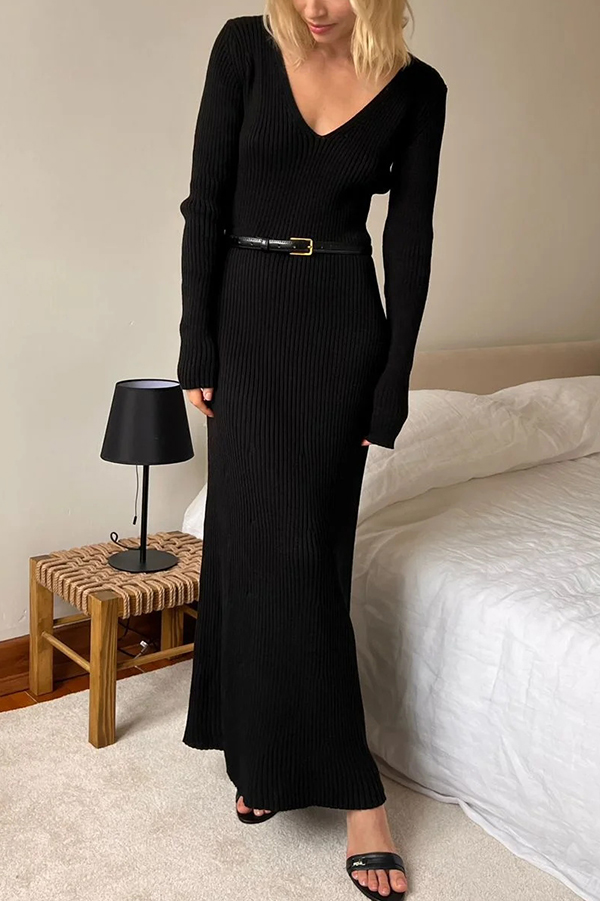Solid Color V-neck Long-sleeved Slim-fit Elegant Knit Maxi Dress-consonak