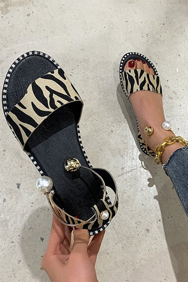 Summer Simple Flat Bottom Pearl Buckle Roman Sandals-consonak