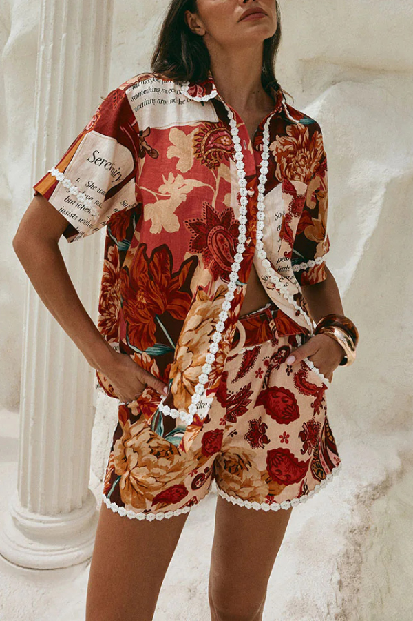 Unique Printed Collared Short-sleeved Loose-fitting Shirt and Casual Floral Trim Shorts Set-consonak