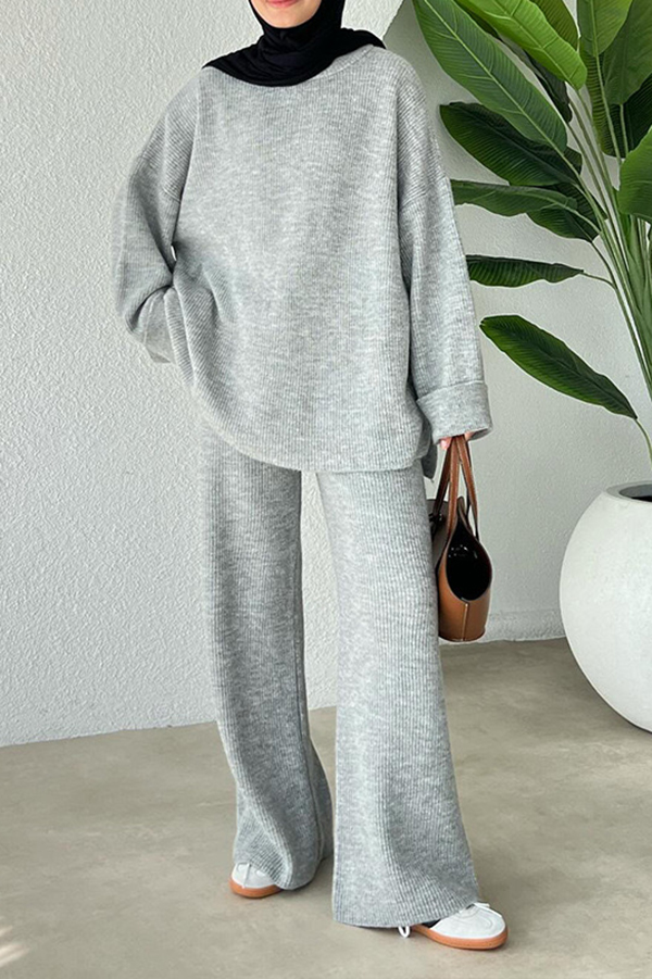Solid Color Loose Long-sleeved Knit Top and Elastic Waist Casual Straight Leg Pants Set-consonak