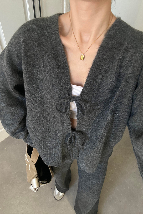 Solid Color V-neck Tie Long-sleeved Loose Knit Cardigan and Elastic Waist Casual Straight Leg Pants Set-consonak