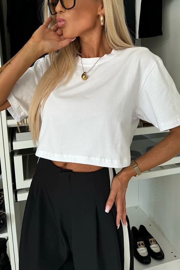 Tayshia Short Sleeve Crop Stretch T-shirt-consonak