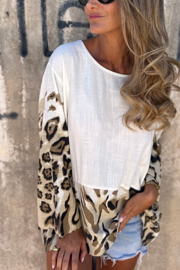 Leopard Print Loose-fitting Round Neck Long-sleeved Casual Top-consonak