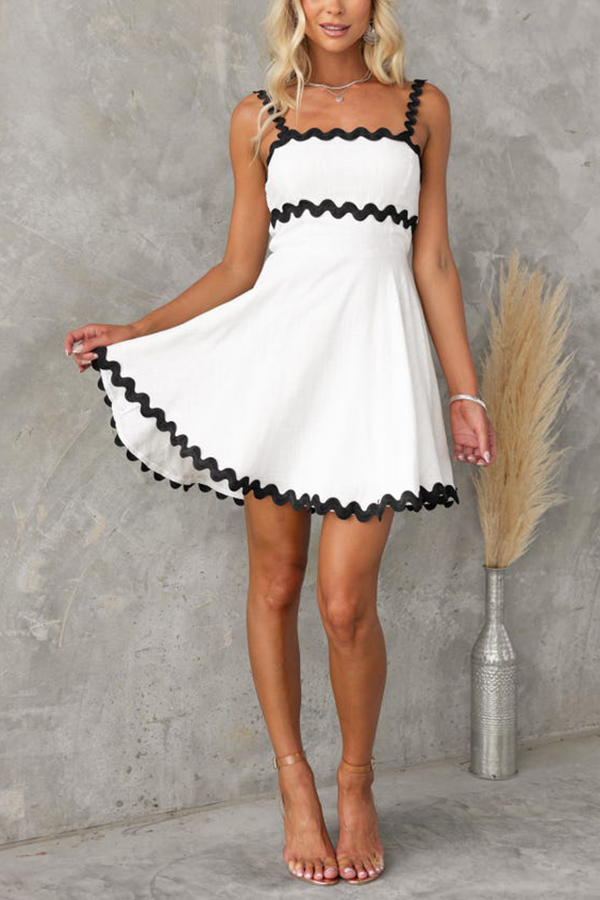 Aimie Solid Color Wavy Lace Sexy Suspender Mini Dress-consonak