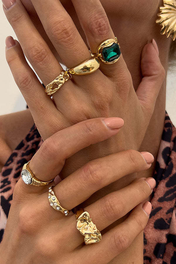 Fashionable Hollow Diamond Irregular Retro Ring-consonak