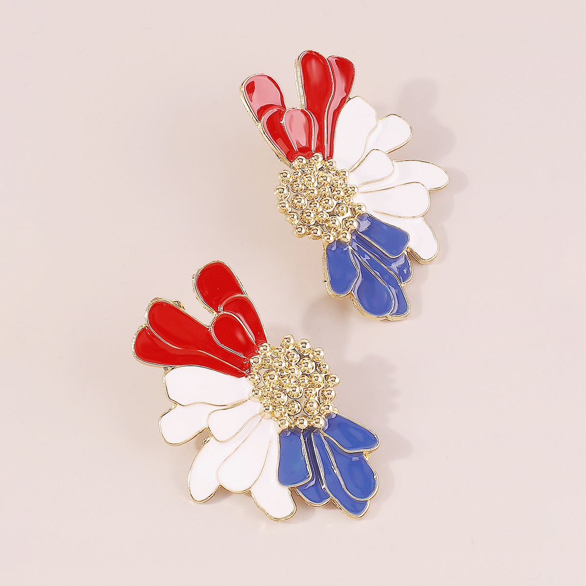 Retro Alloy Floral Pattern Earrings-consonak