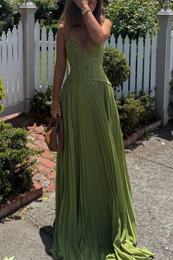 Elegant Lace Patchwork Halter Neck Tie Backless Pleated Maxi Dress-consonak