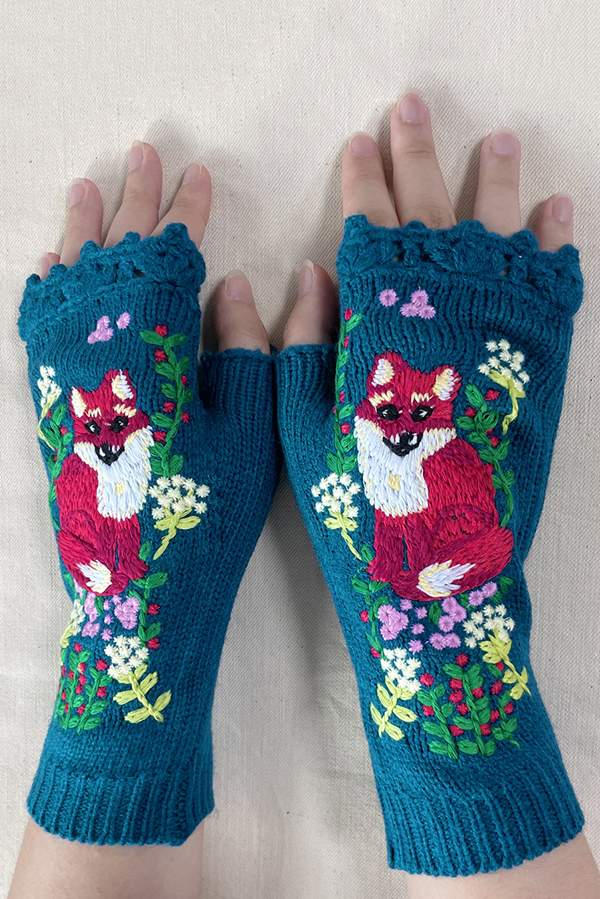 Plant Fox Embroidery Warm Knitted Gloves-consonak