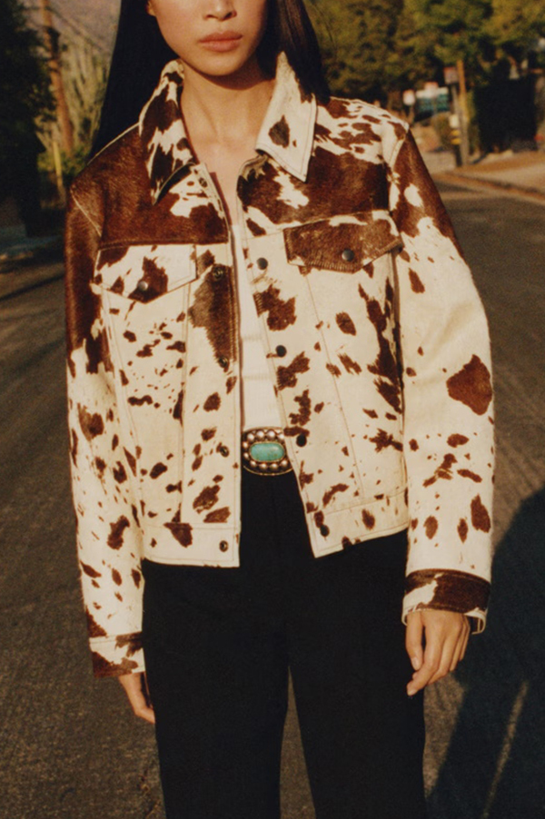 Fashionable Irregular Cow Pattern Lapel Short Jacket-consonak