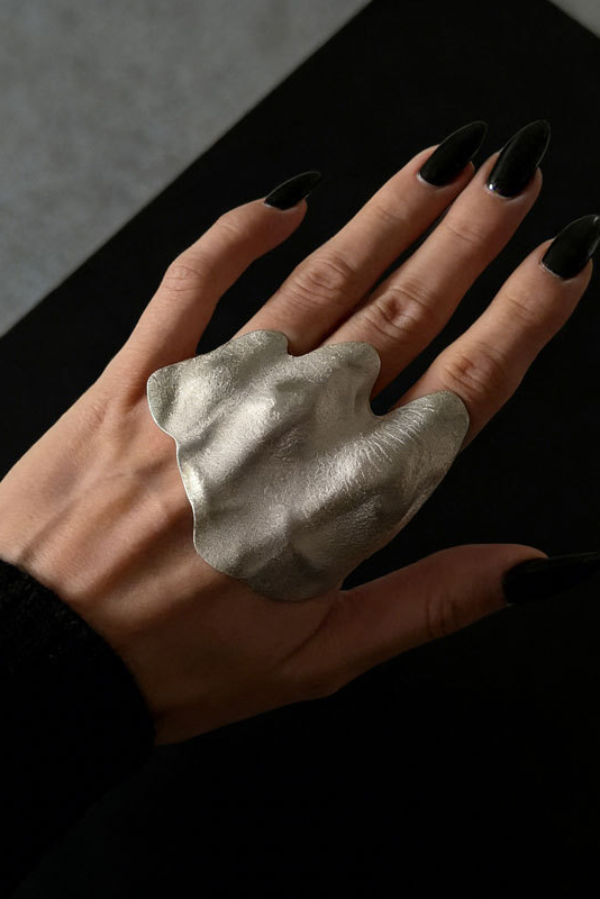 Fashionable Irregular Pleated Metal Ring | Consonak