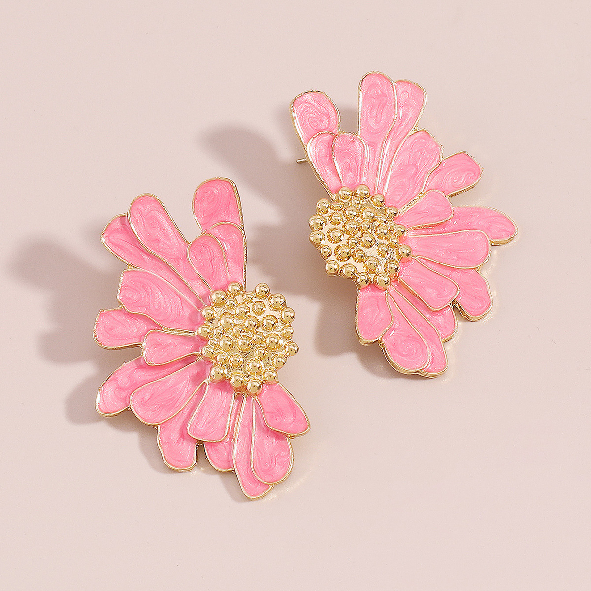 Retro Alloy Floral Pattern Earrings-consonak