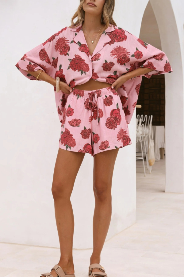 Linen Blend Floral Print Collared Half-sleeved Loose-fitting Shirt and Elastic Waist Casual Pocket Shorts Set-consonak